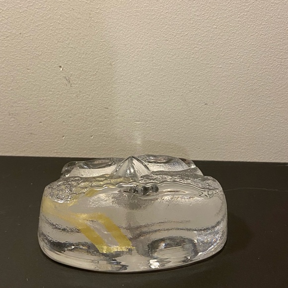 Lars Hellstun Skruff Swedish Glass Paperweight - Picture 5 of 7